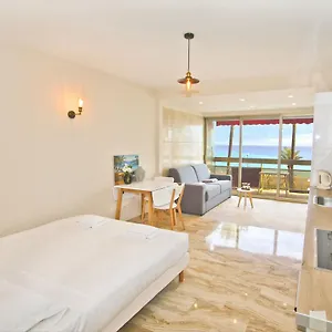 Promenade Holiday - Cosy Sea Front Studio Nice